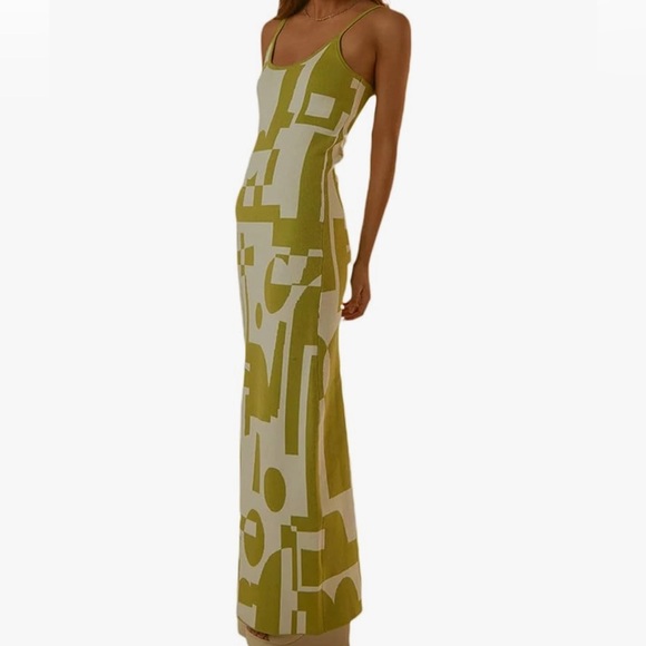 Source Unknown Dresses & Skirts - Green Graphic Bodycon Maxi Knit Dress Medium